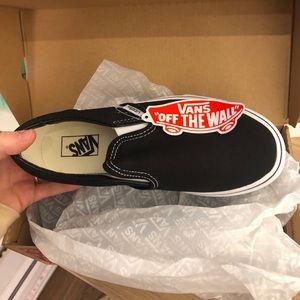 Kids Slip on Vans black and white
